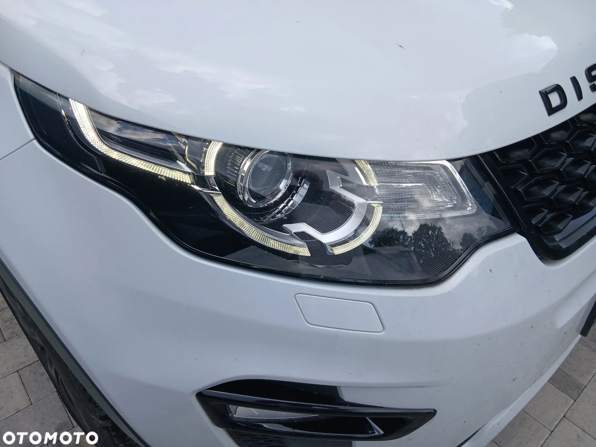 Land Rover Discovery Sport 2.0 D180 R-Dynamic HSE - 3