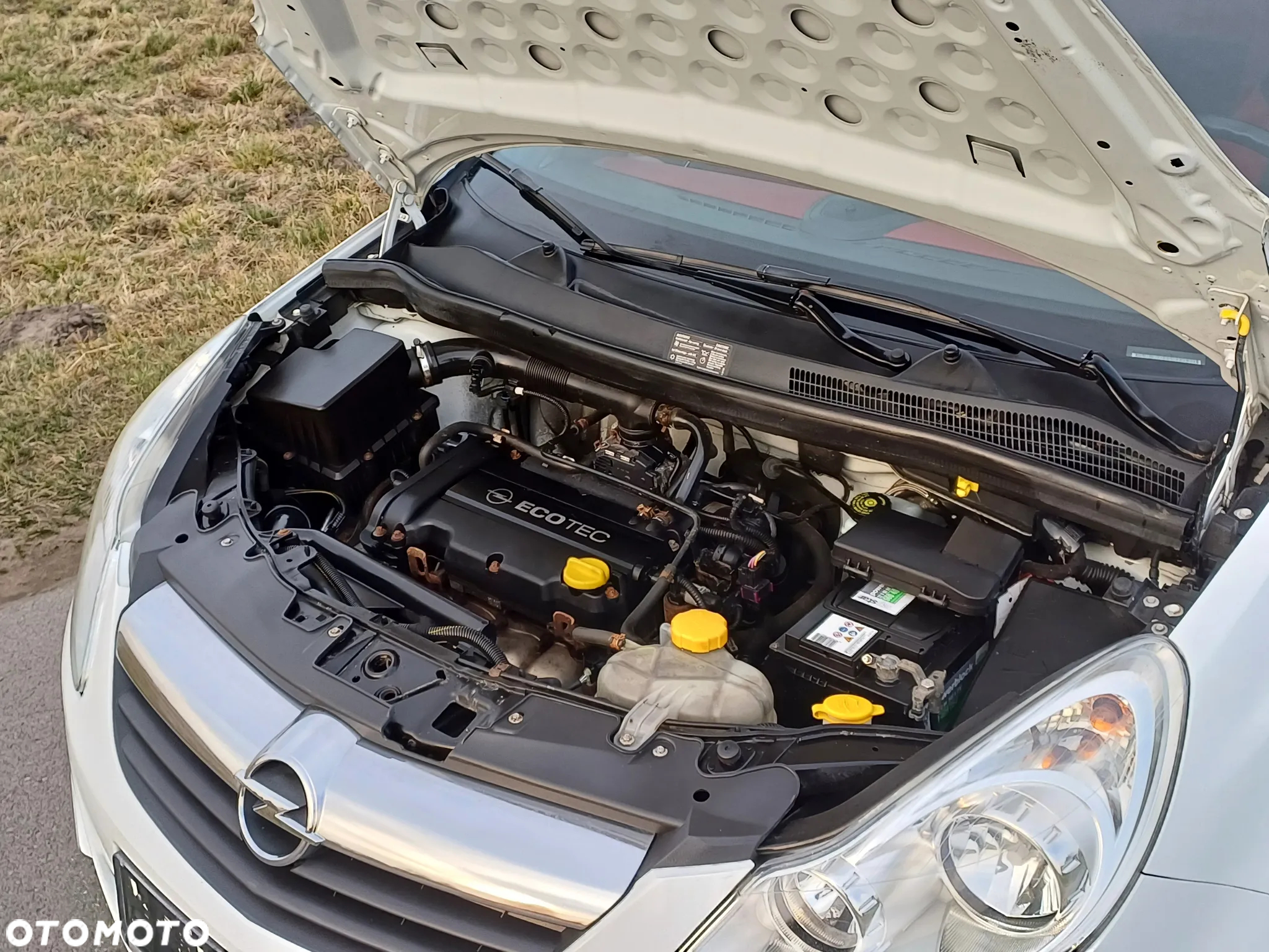 Opel Corsa 1.2 16V Cosmo - 35