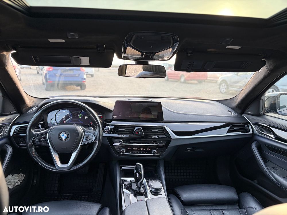 BMW Seria 5 520d xDrive AT - 5