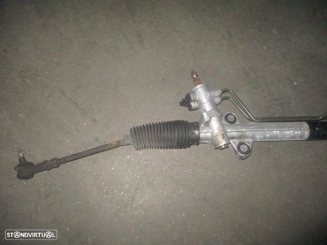 Caixa Direcao 577004A600 HYUNDAI H1 SATELITE SVX 2002 2.5 TCI - 1