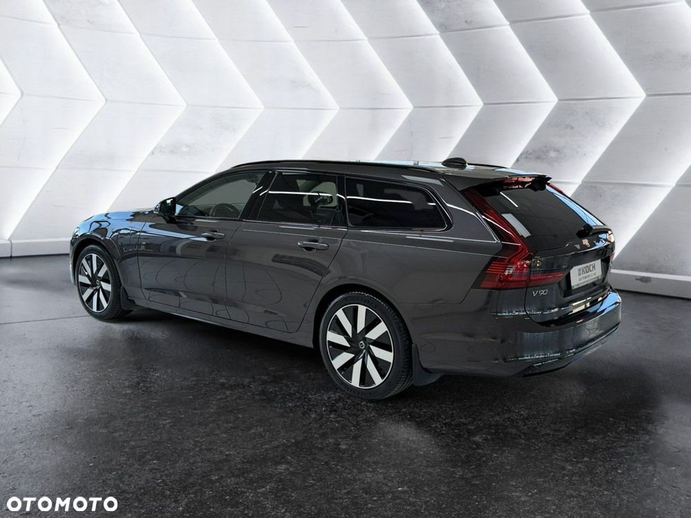 Volvo V90 - 2
