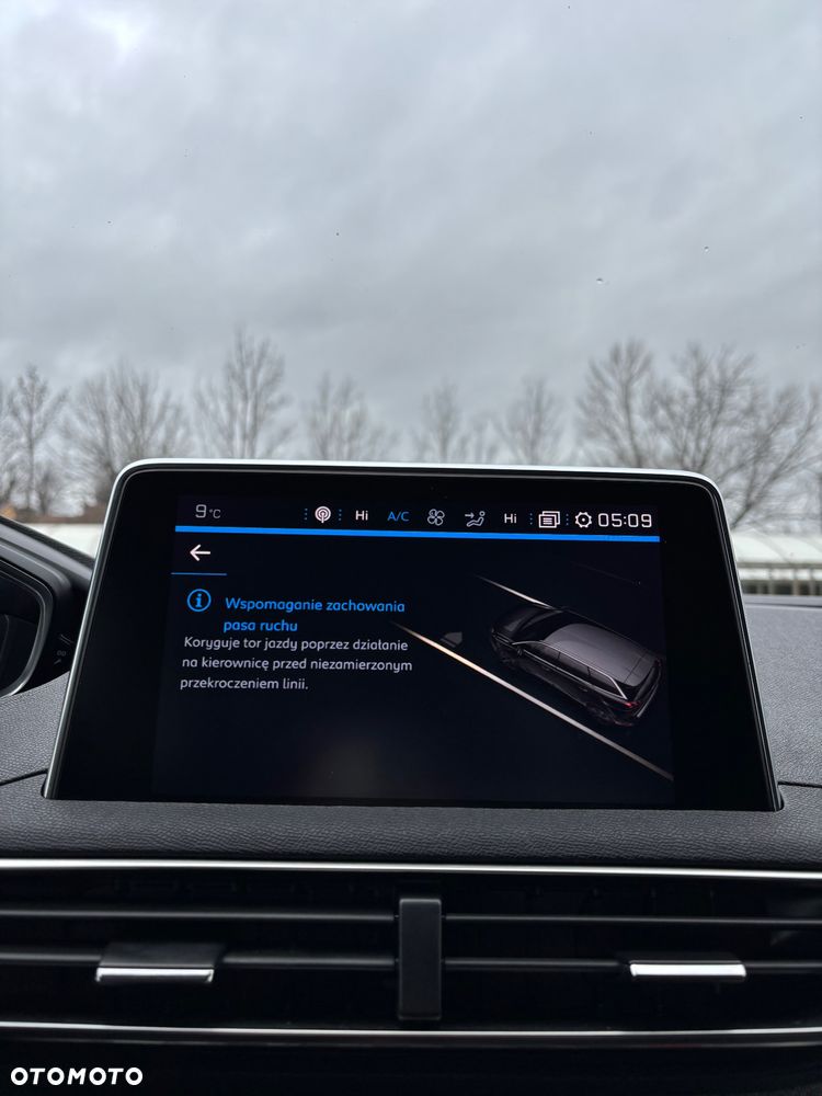 Peugeot 5008 BlueHDI 130 Allure Business-Paket - 29