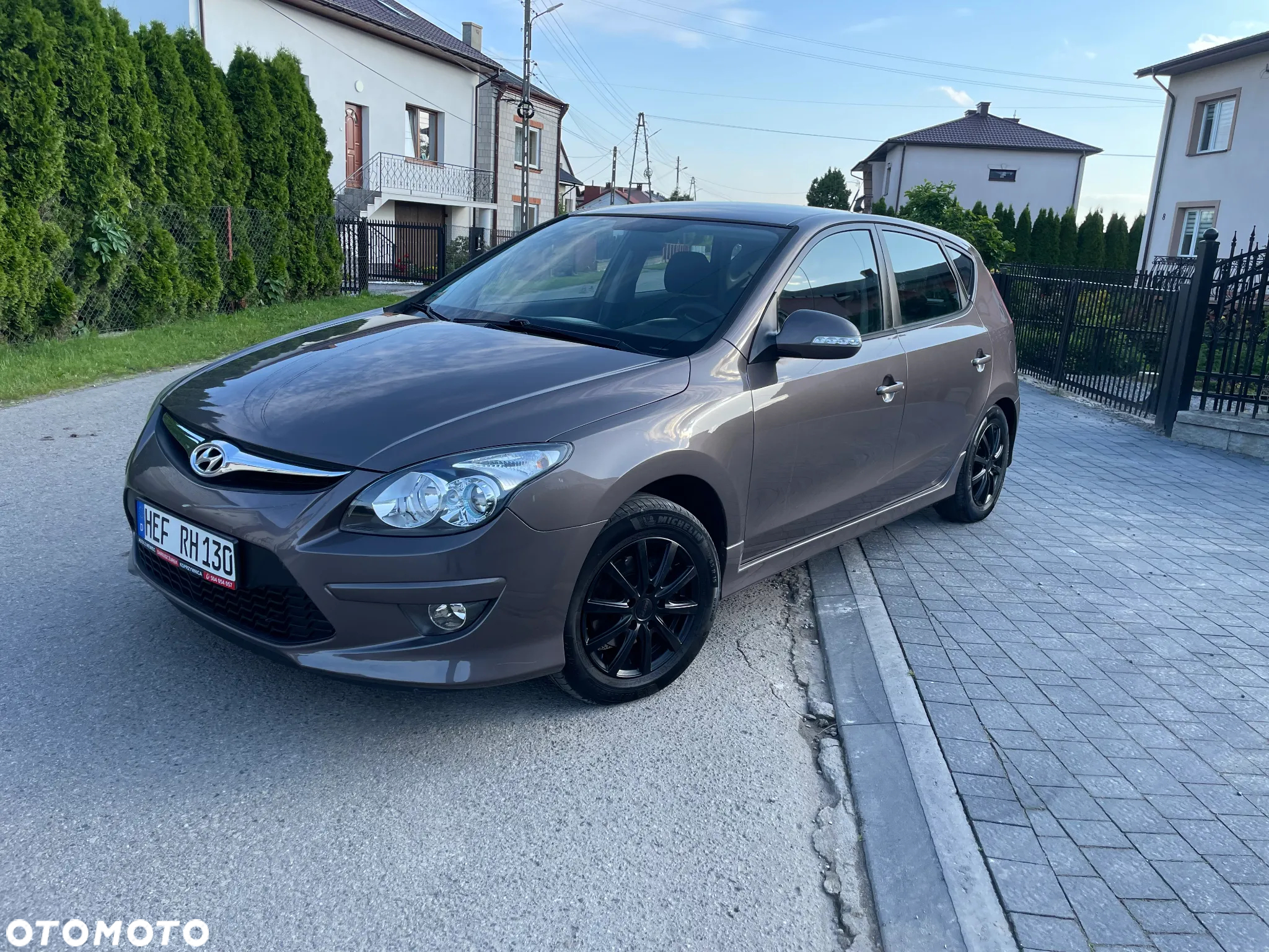 Hyundai i30 1.6 blue Style - 12