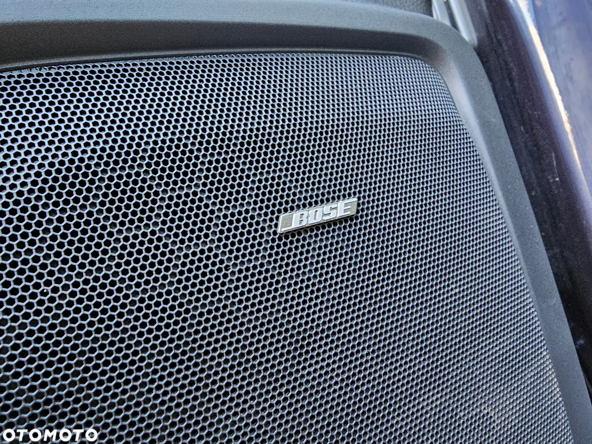 Porsche Cayenne Platinum Edition - 24