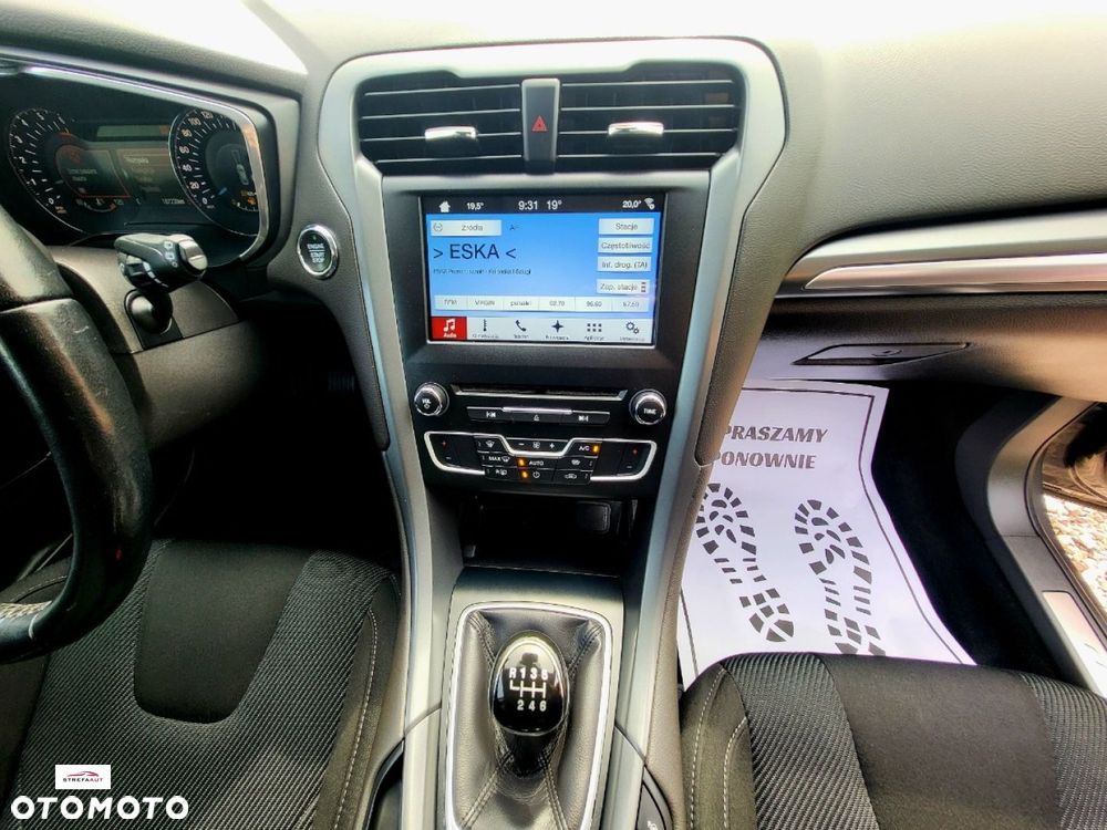 Ford Mondeo - 26