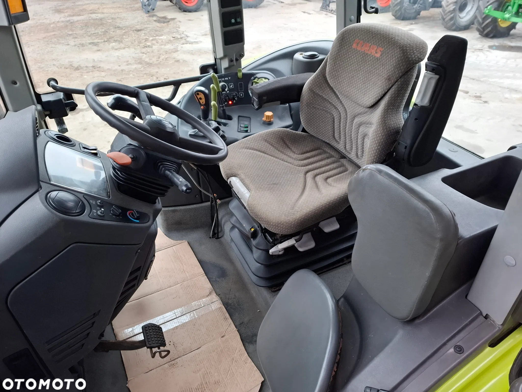 Claas Ares 557ATZ - 8