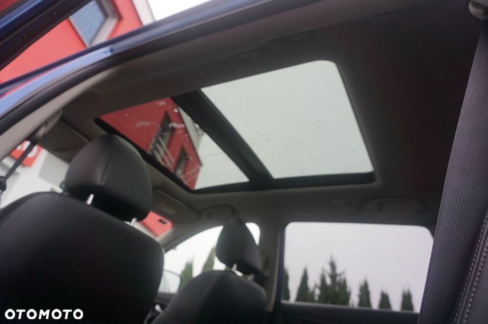 Nissan X-Trail 2.0 dCi Tekna 4WD Xtronic 7os - 17