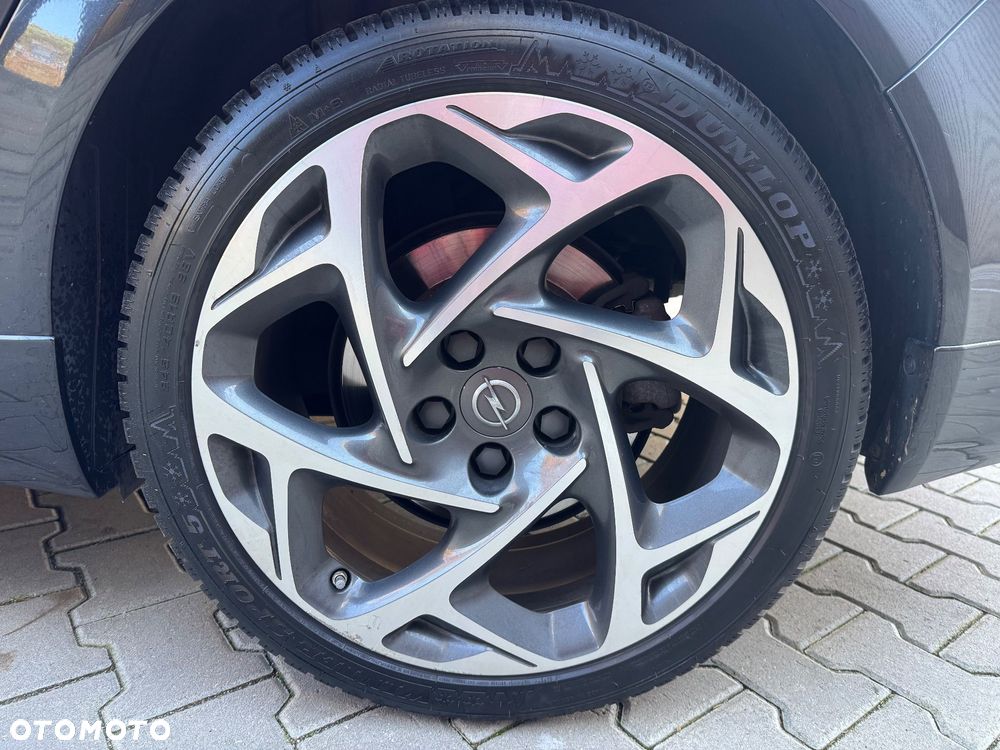 Opel Insignia - 20