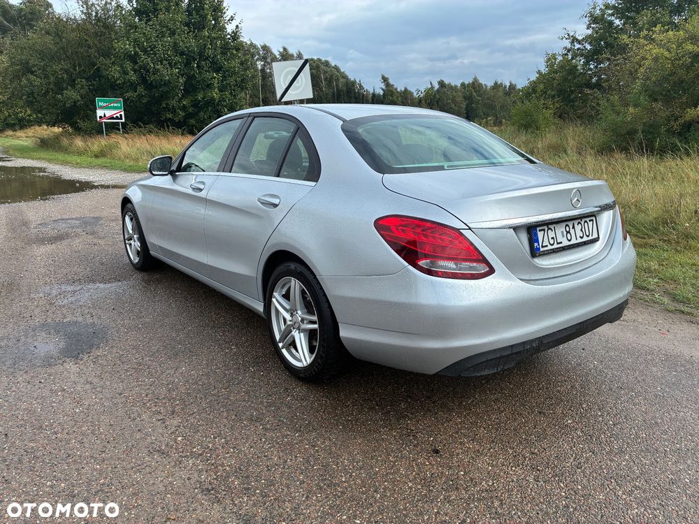 Mercedes-Benz Klasa C 180 7G-TRONIC - 4