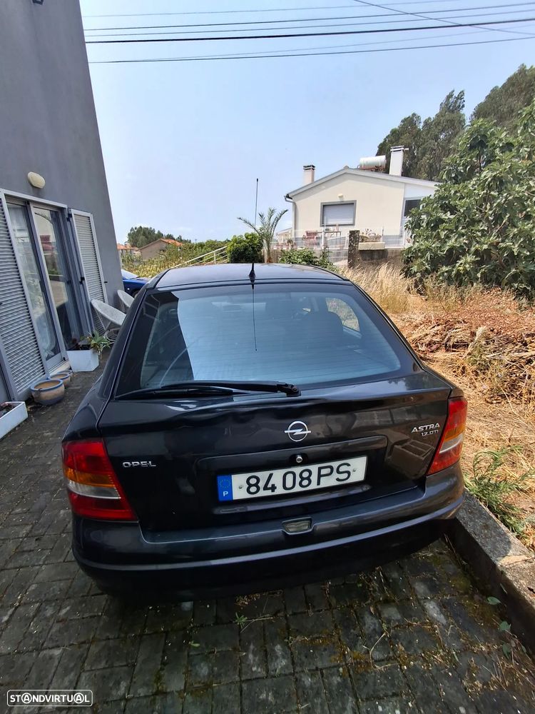Opel Astra 1.7 DTi Club - 4