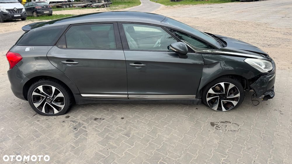 Citroën DS5 2.0 HDi SoChic - 8