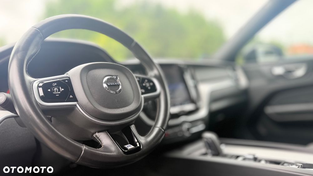 Volvo XC 60 B4 D AWD Geartronic RDesign - 11