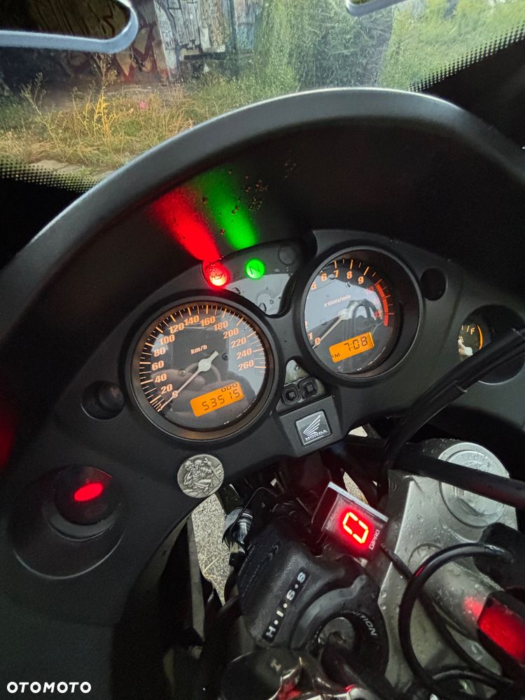 Honda CBF - 10