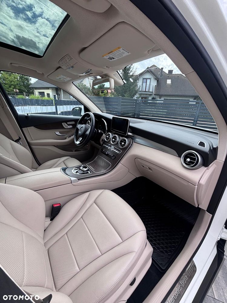 Mercedes-Benz GLC - 6