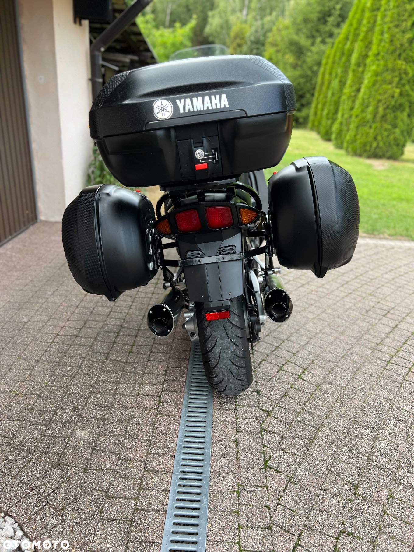 Yamaha FJR - 7