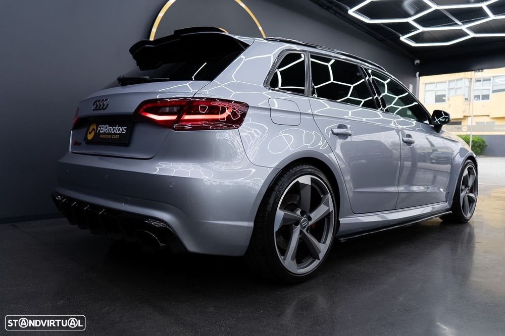 Audi RS3 Sportback 2.5 TFSI quattro S tronic - 9
