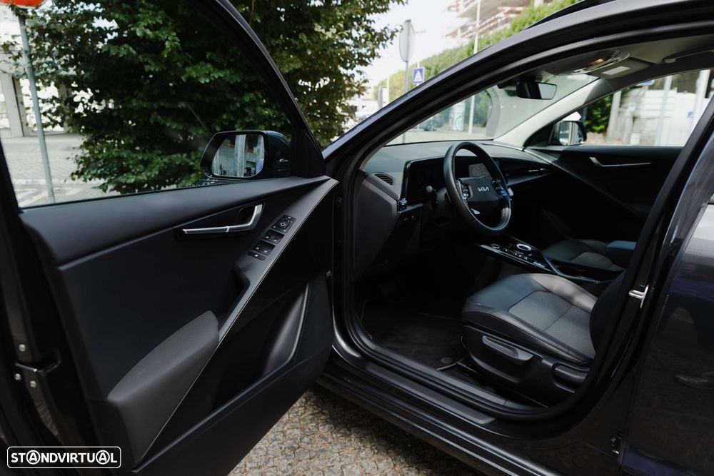 Kia Niro EV 64kWh Drive - 12