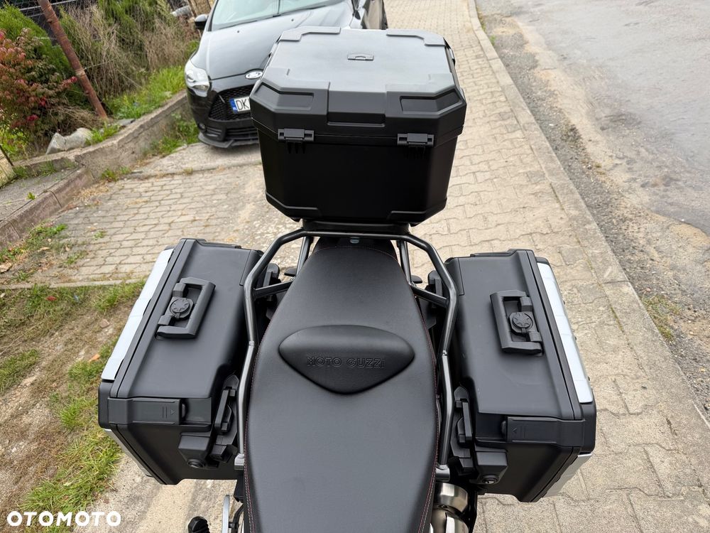 Moto Guzzi V85 - 13
