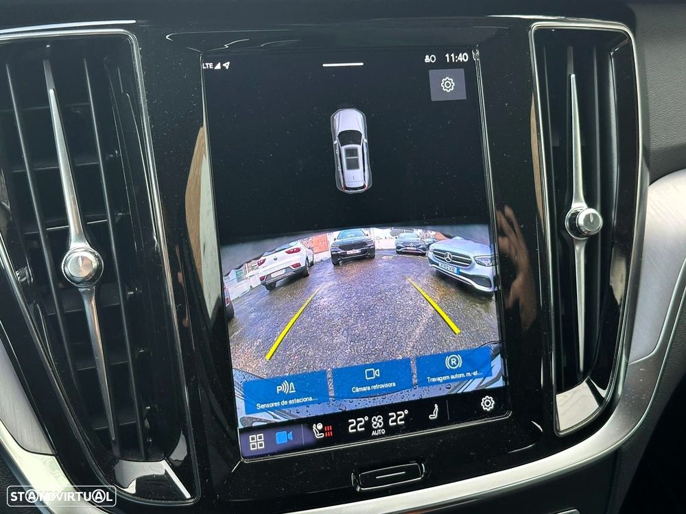 Volvo XC 60 T6 AWD Core - 17