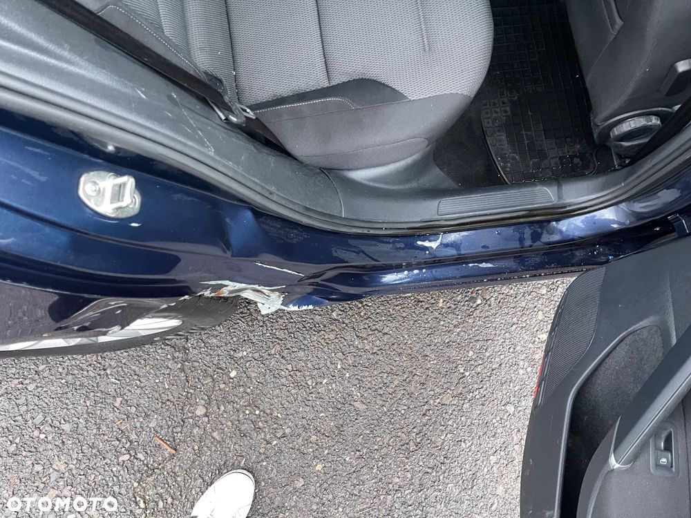 Volkswagen Golf 1.6 TDI 4Motion BlueMotion Technology Trendline - 19