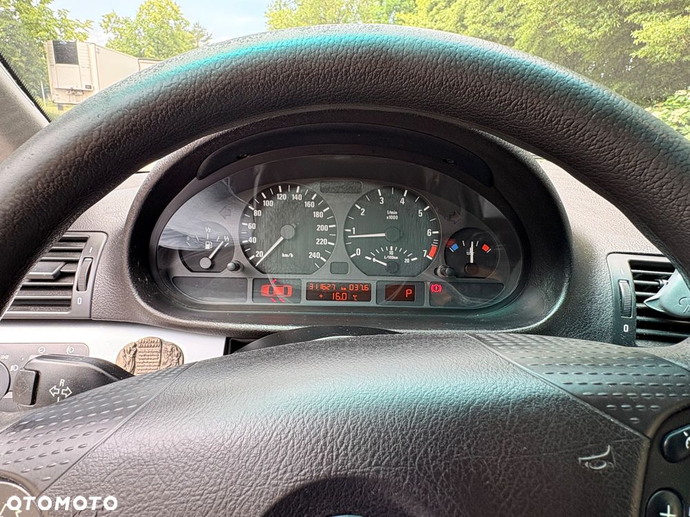 BMW Seria 3 - 11