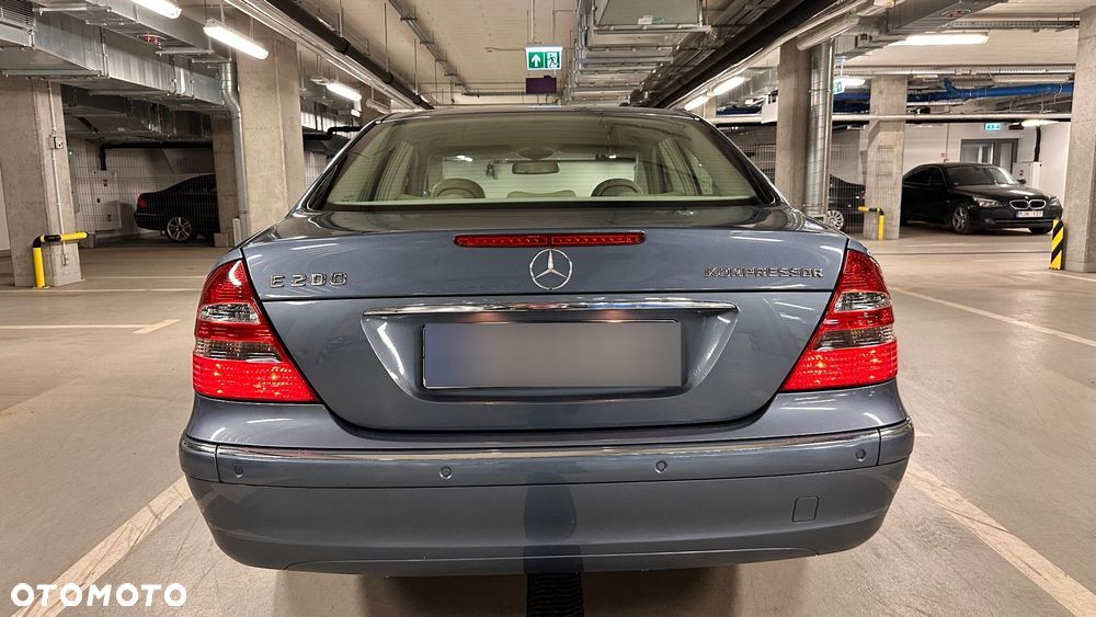 Mercedes-Benz Klasa E - 25