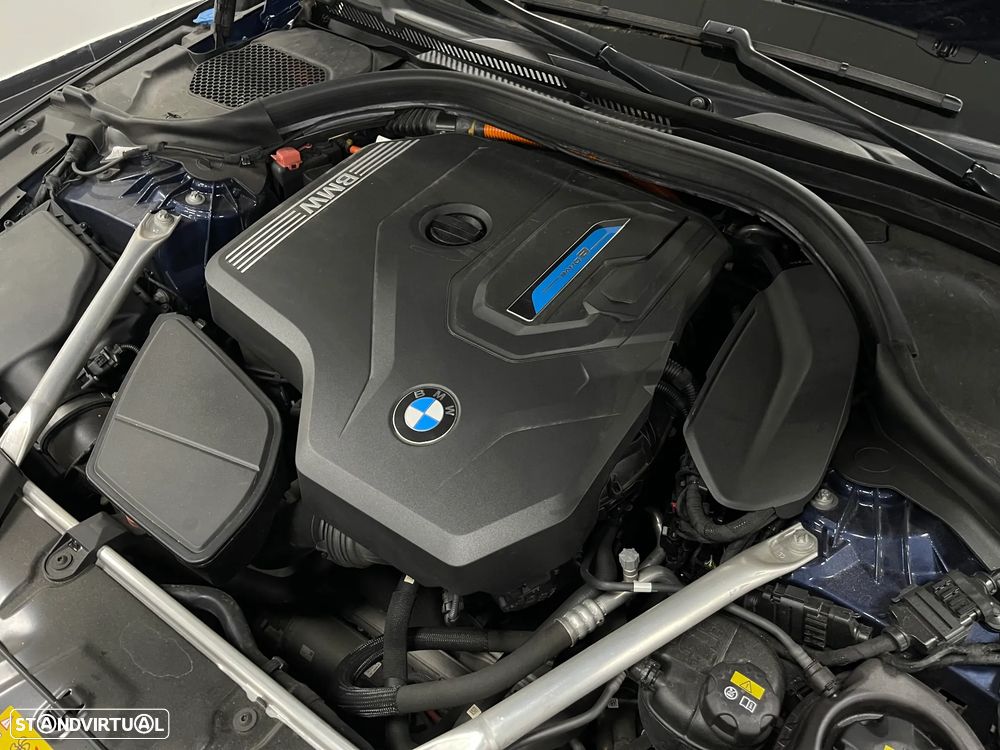 BMW 530 e Pack Desportivo M - 31