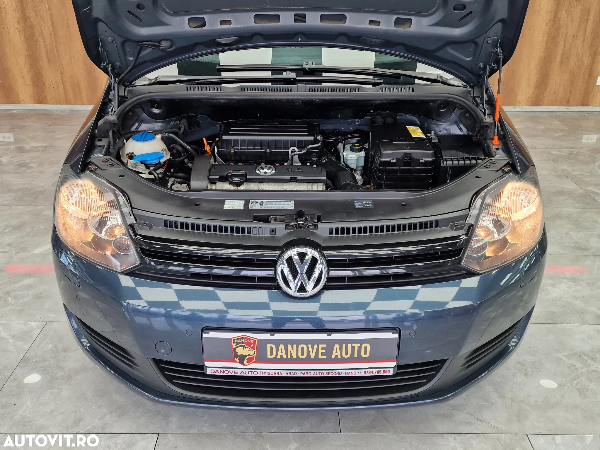 Volkswagen Golf 1.4 Comfortline - 25