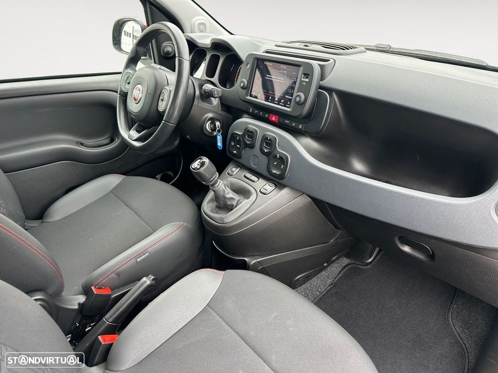 Fiat Panda 1.0 Hybrid (RED) - 15