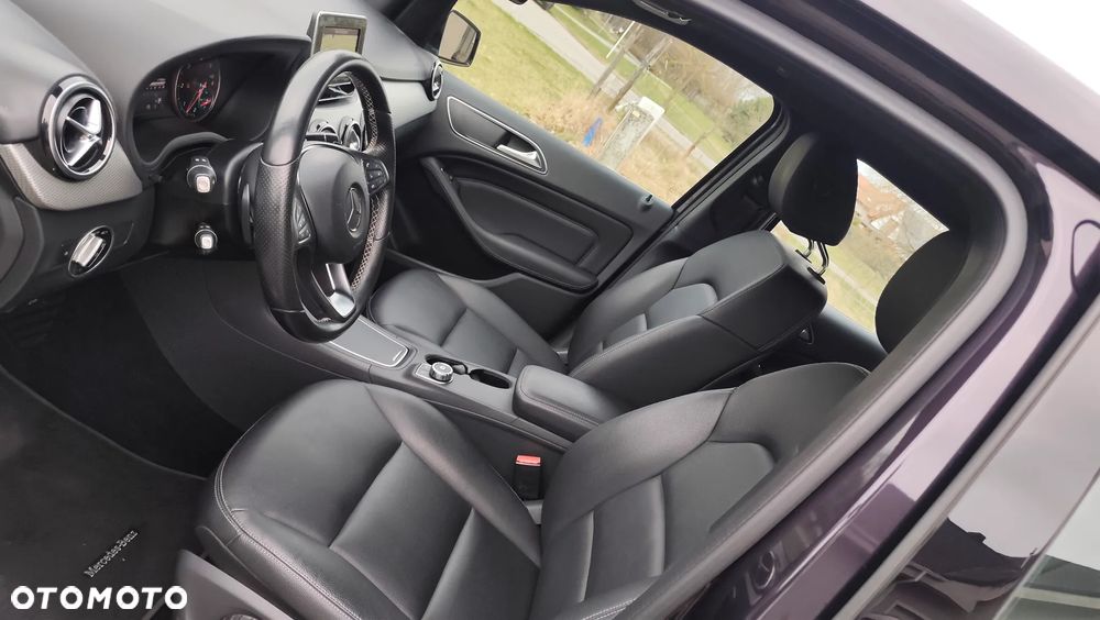 Mercedes-Benz Klasa B 200 d 7G-DCT UrbanStyle Edition - 4