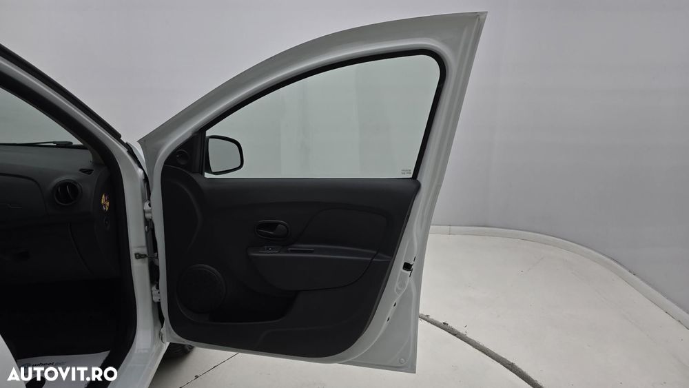 Dacia Logan 1.5 Blue dCi SL PLUS - 18