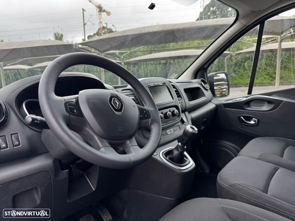 Renault Trafic 2.0 dCi L1H1 1.0T - 11