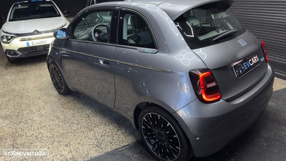 Fiat 500e La Prima - 11