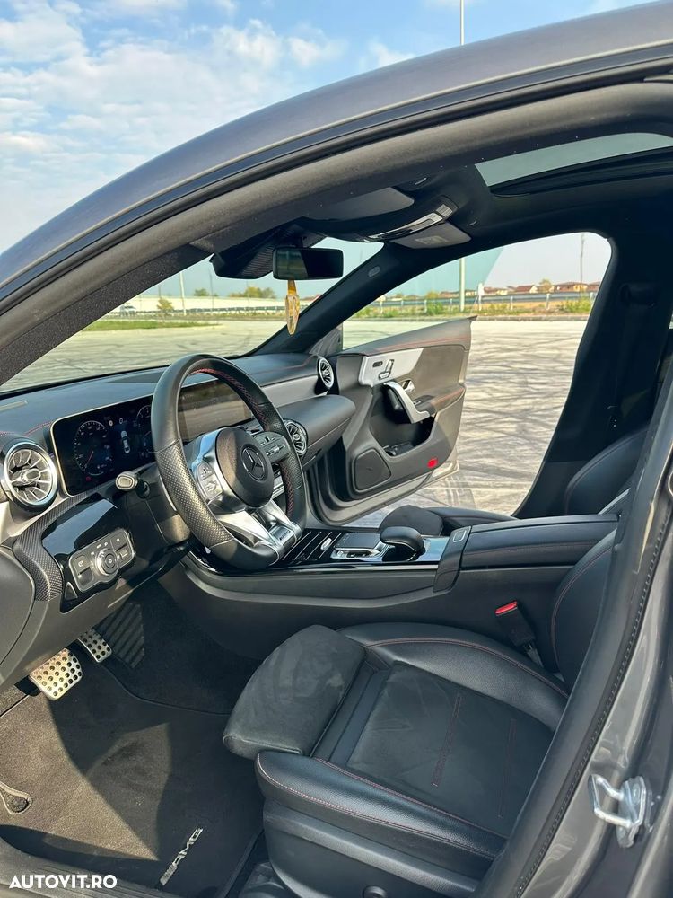 Mercedes-Benz CLA 220 7G-DCT AMG Line - 22