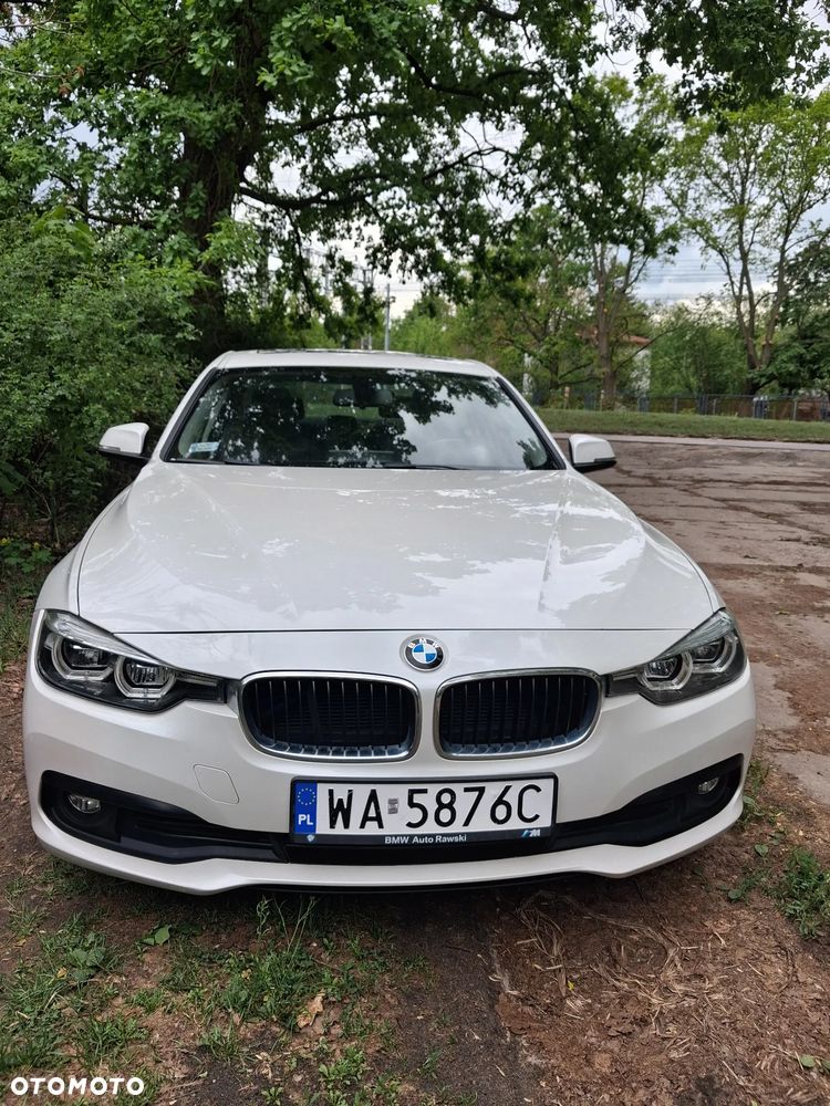 BMW Seria 3 320i xDrive - 6