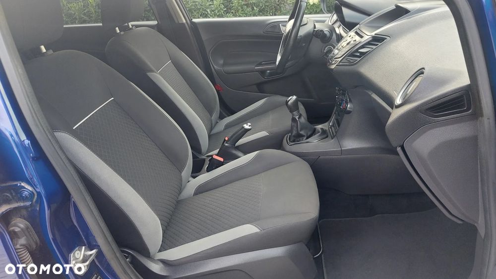 Ford Fiesta - 27