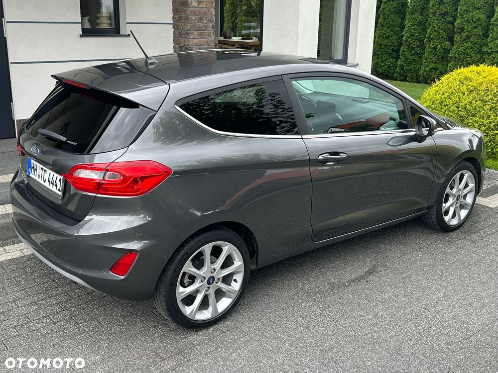 Ford Fiesta - 17
