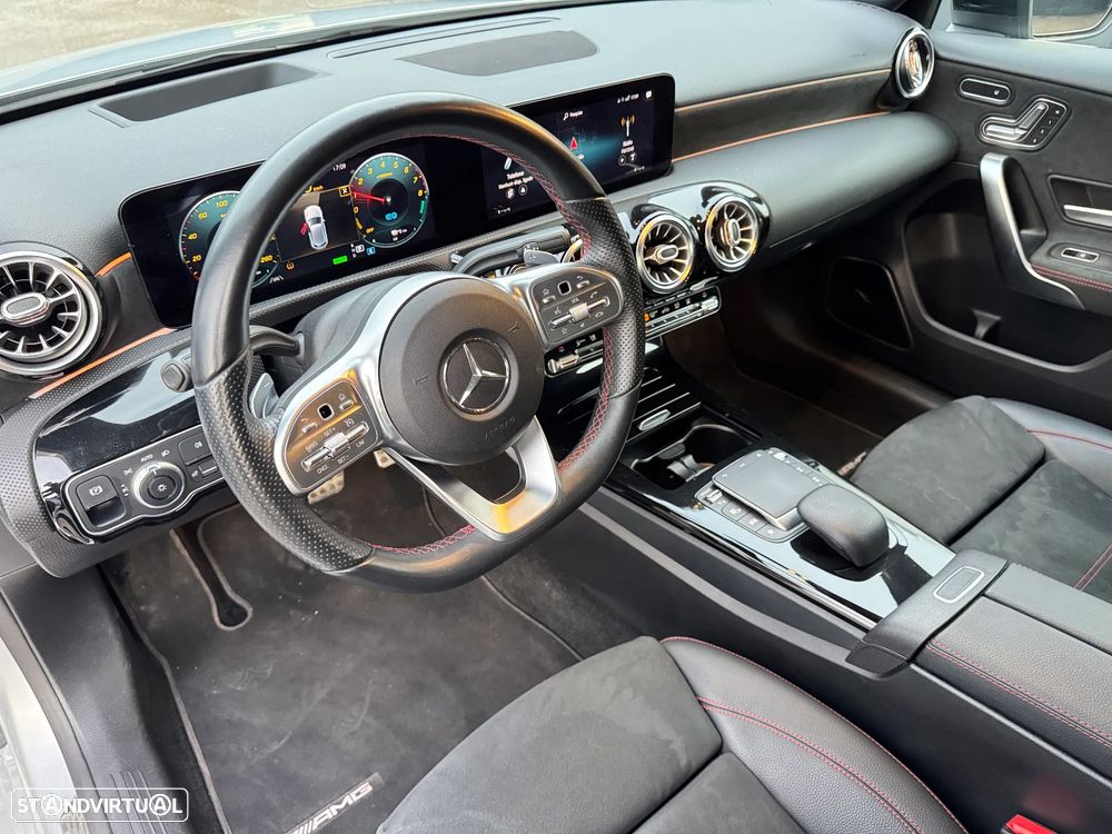 Mercedes-Benz A 250 e AMG Line - 14