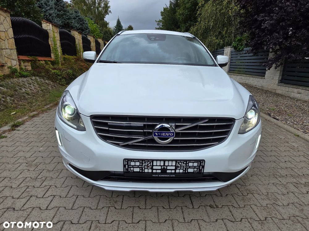 Volvo XC 60 D5 AWD Summum - 34