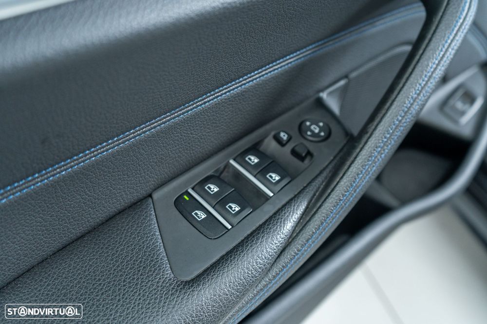 BMW 520 d Pack M Auto - 26