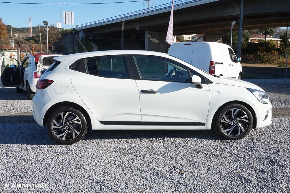 Renault Clio BLUE dCi 85 EXPERIENCE - 8