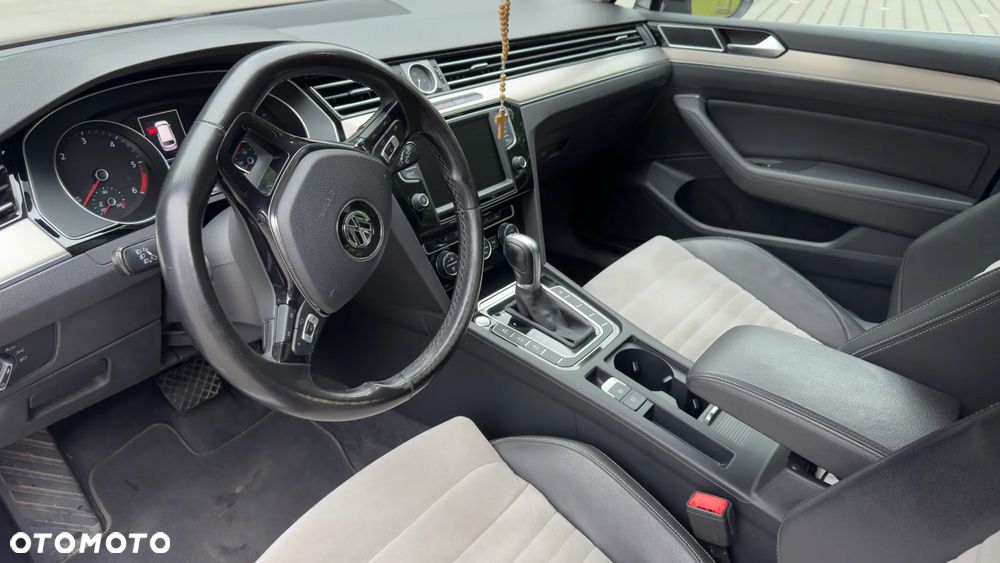 Volkswagen Passat Variant - 13