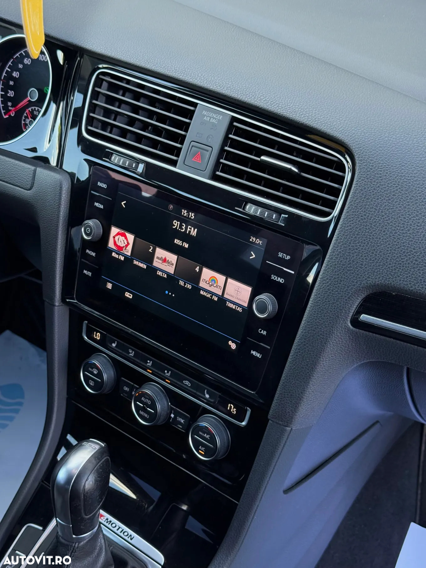 Volkswagen Golf 2.0 TDI DSG 4Motion Highline - 11