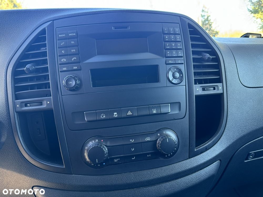 Mercedes-Benz VITO - 13
