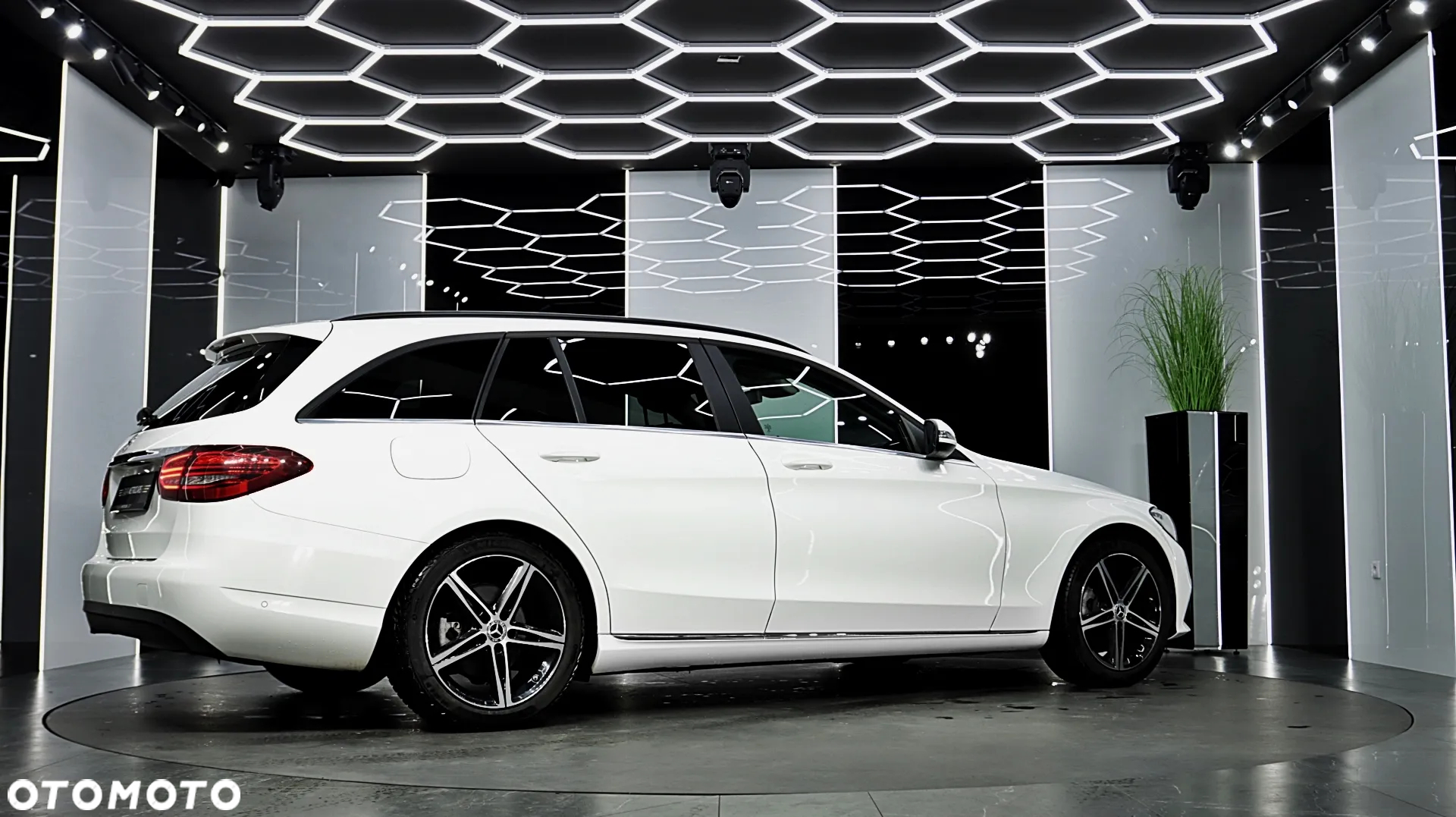 Mercedes-Benz Klasa C 200 d 9G-TRONIC - 10