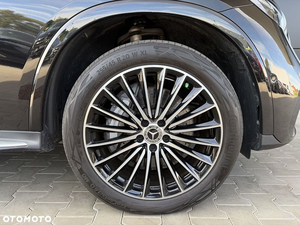 Mercedes-Benz GLC - 16