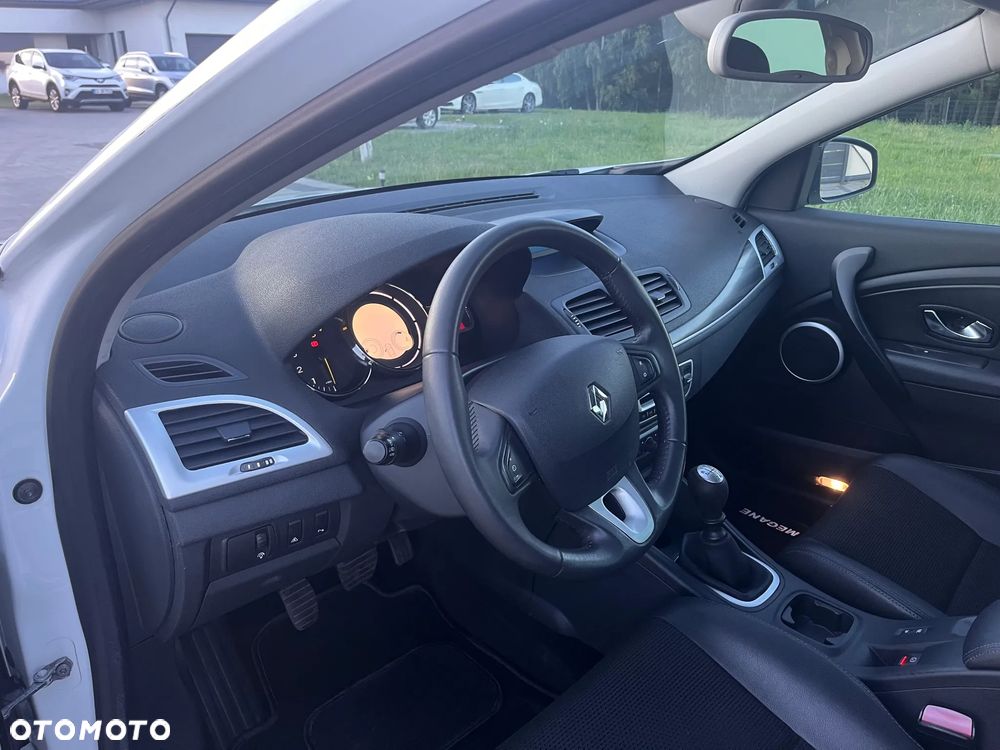 Renault Megane ENERGY dCi 110 Start & Stop Dynamique - 13