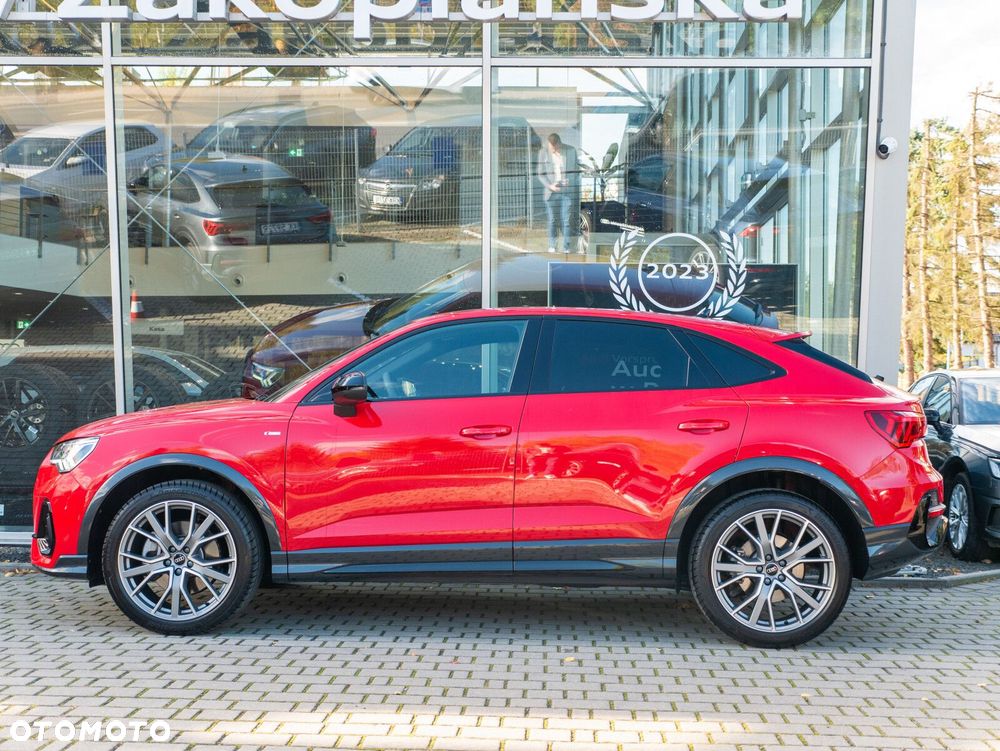 Audi Q3 Sportback - 15