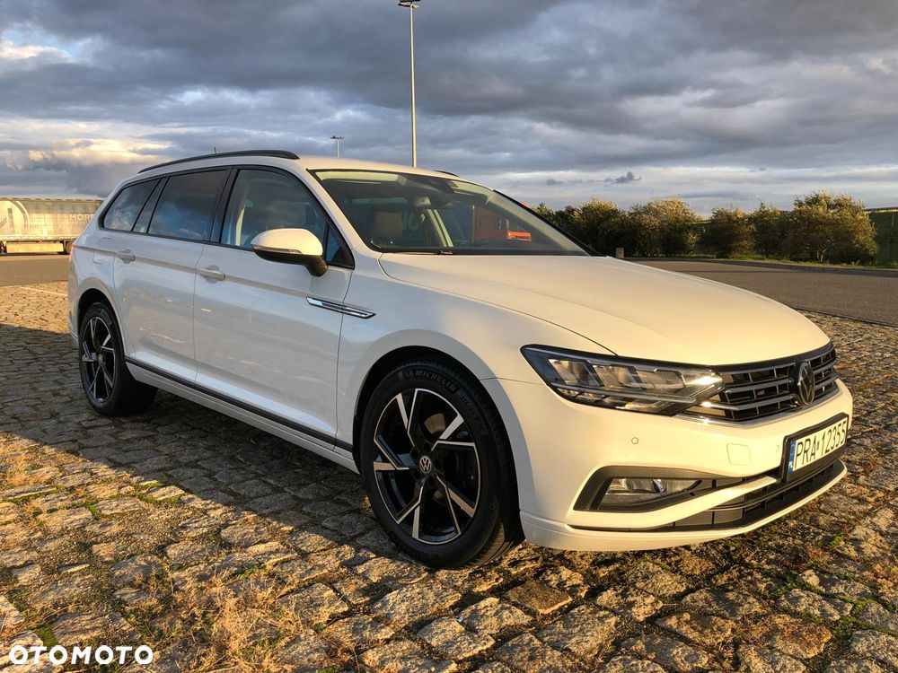 Volkswagen Passat 2.0 TDI EVO Business DSG - 27