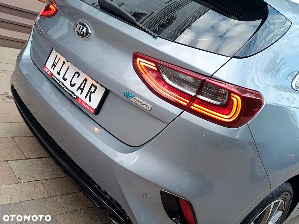 Kia Ceed 1.6 CRDi 136 ISG Spirit - 23